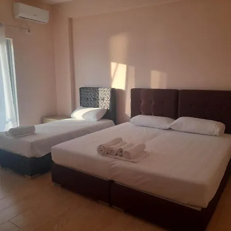 Otel Dhanil - Himare Borş